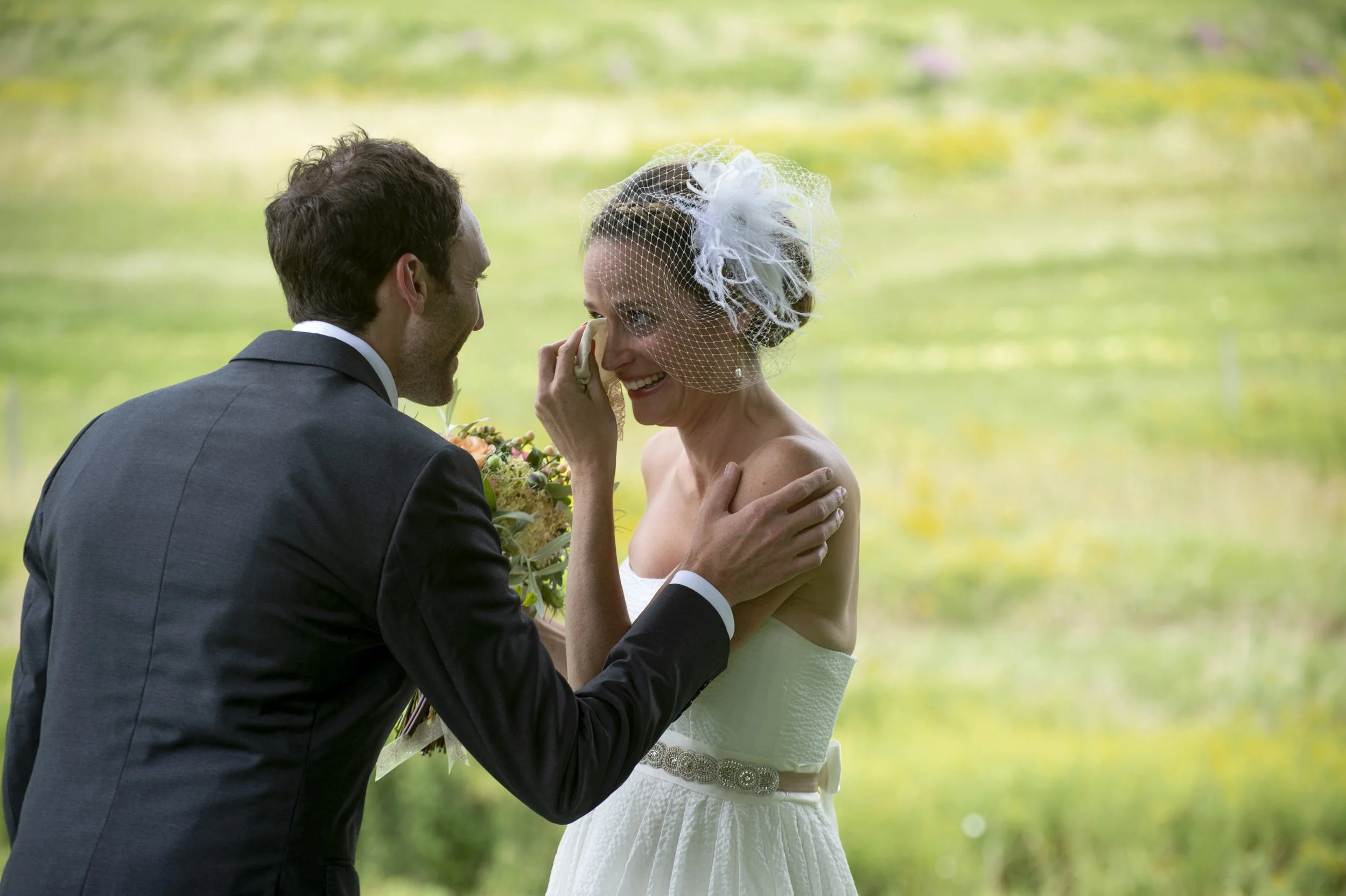 4 Great Reasons to Do a First Look At Your Wedding (And One Great Reason To Skip It)