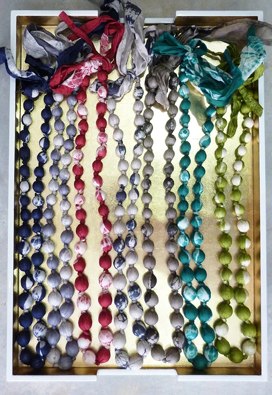 necklace tray.jpg