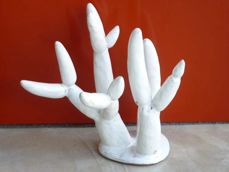 Coral jewel stand