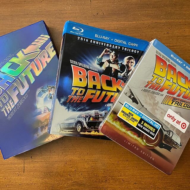 About to go back in time!!
.
.
.
#backtothefuture #robertzemeckis #docbrown #martymcfly #steelbook  #movies #film #cinema