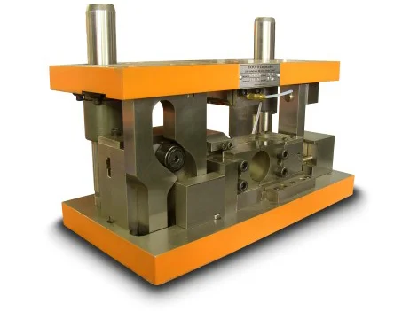 thumbnail interactive-video image 1 of 1/2" Positive Stop Blade Cut-Off Set With 10 Carbide Inserts - GTN-2 5C, Unbranded 1 of 2