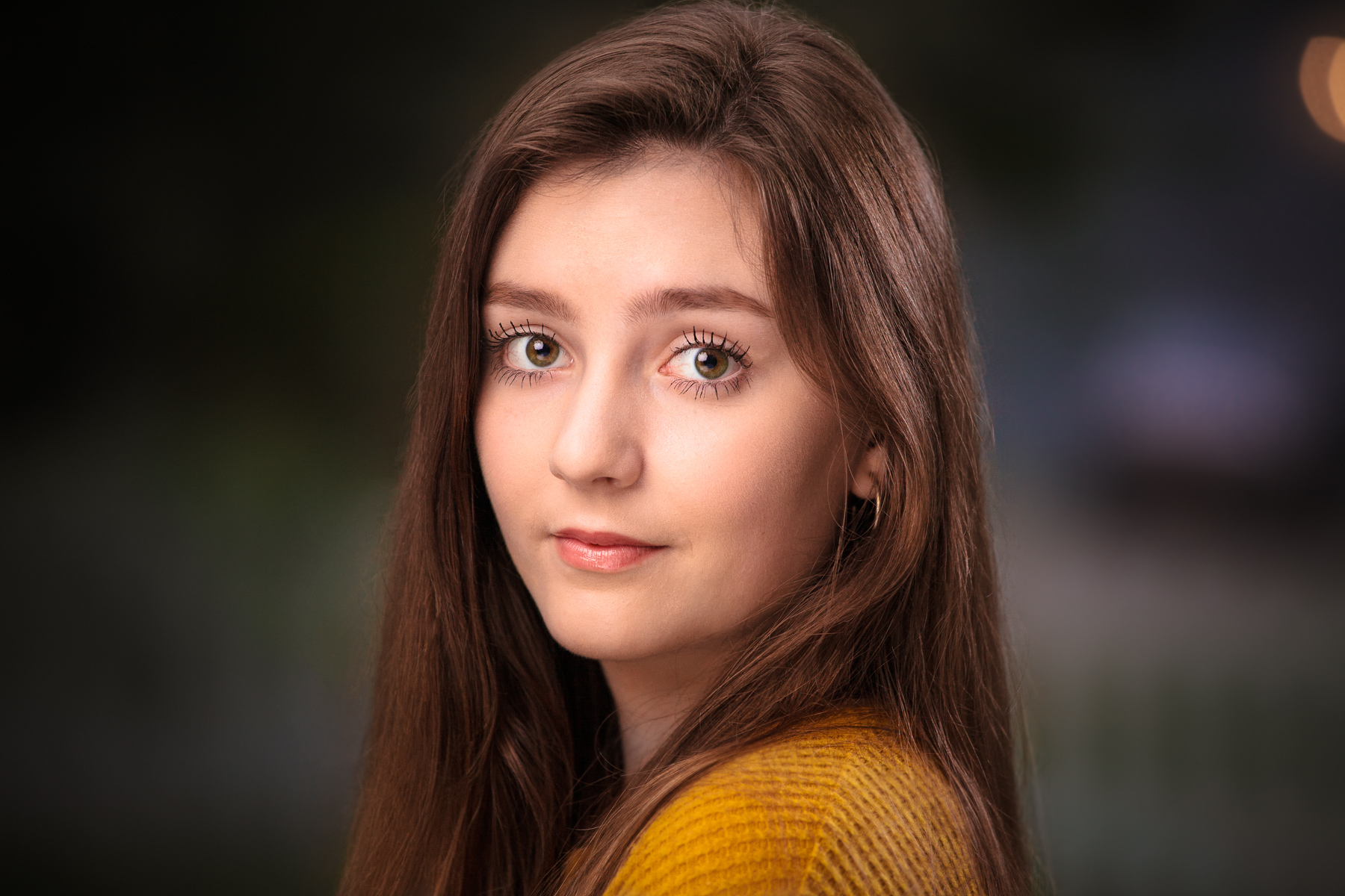 Ariel headshot.jpg