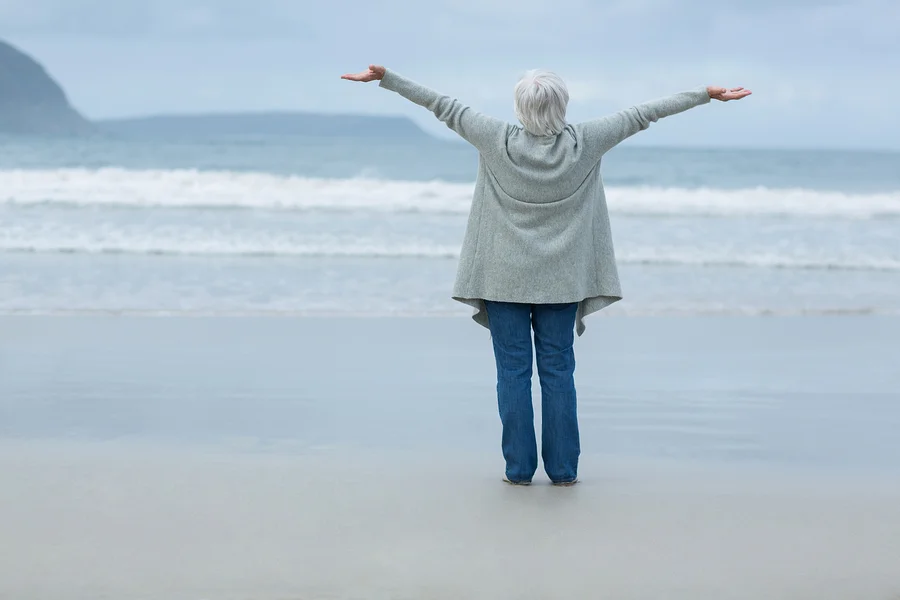 bigstock-Rear-view-of-mature-woman-with-257252227.jpg
