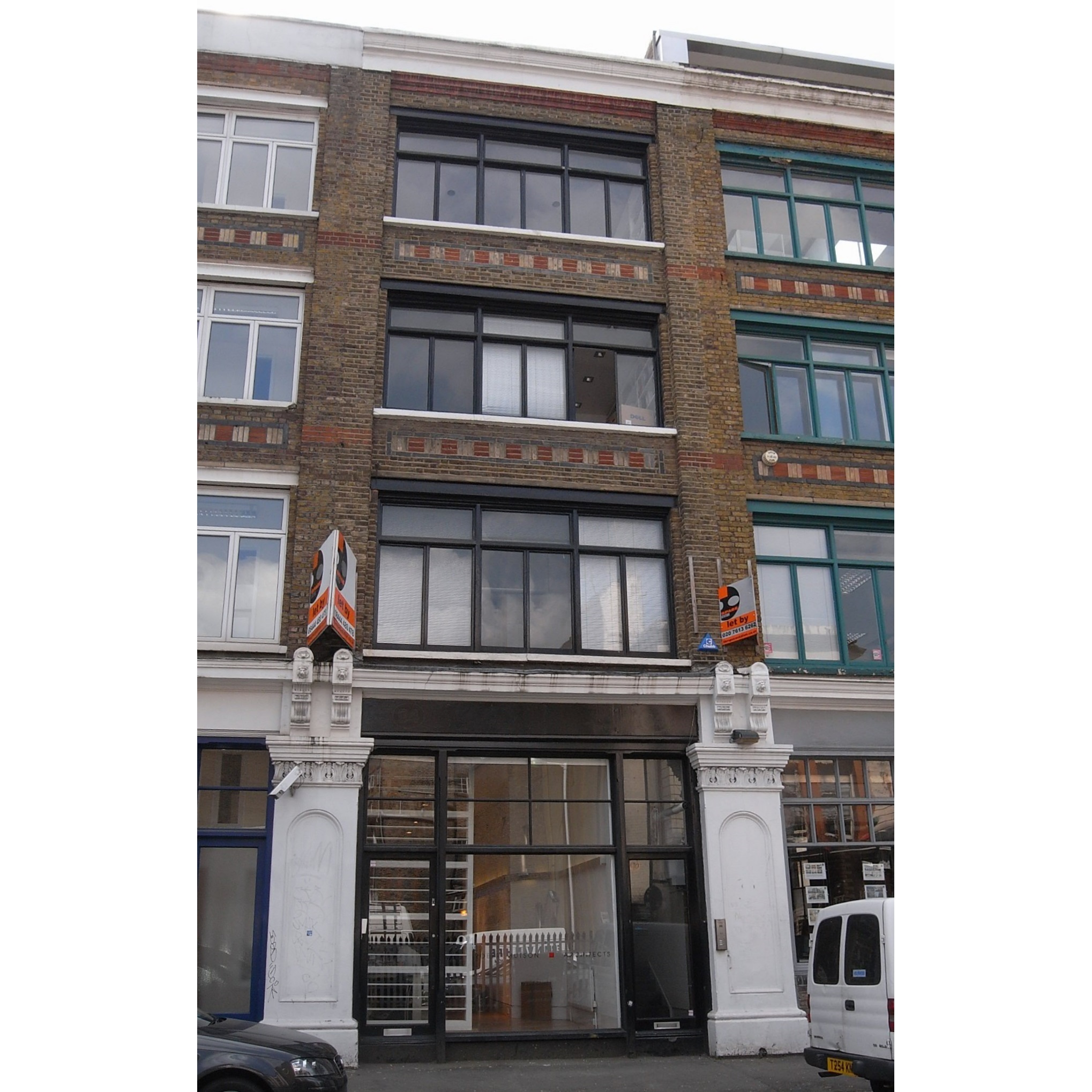 94 Leonard Street thumbnail.jpg