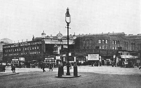 The main entrance to bishopsgate goods yard on Shoreditch High Street, courtesy of subbrit.org