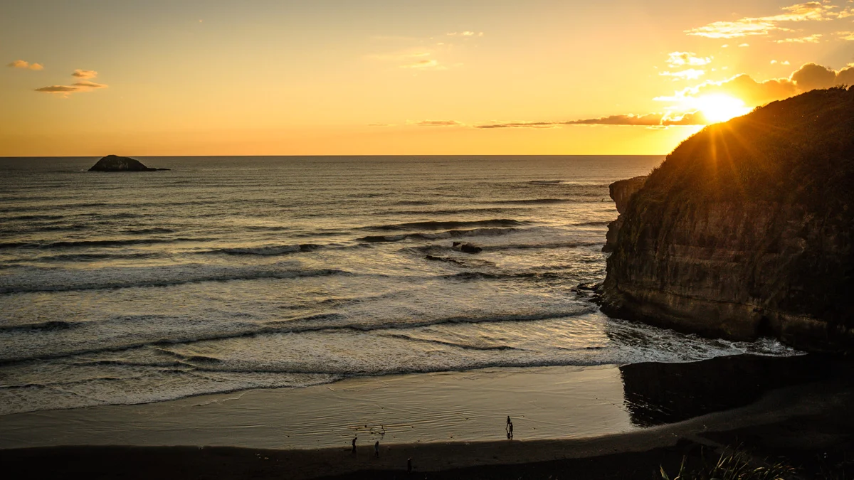 One more of Maori Bay at sunset I forgot to add first time around..