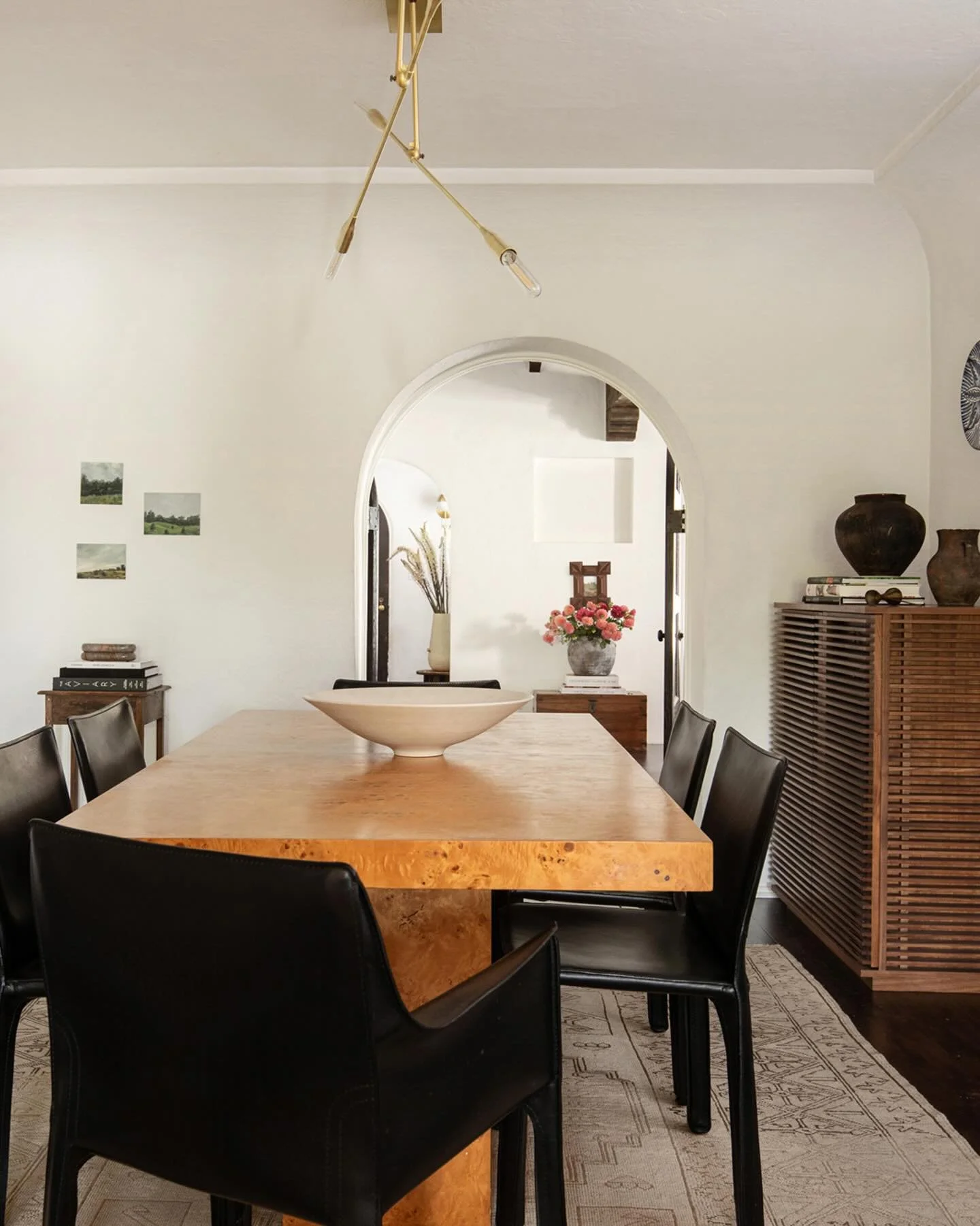 Vintage or new, we love a good Mario Bellini moment: we were searching for the perfect vintage (read: collectable) dining chairs but ended up procuring a set of new leather Cab chairs via Cassina. 

Photo | @talktonatasha