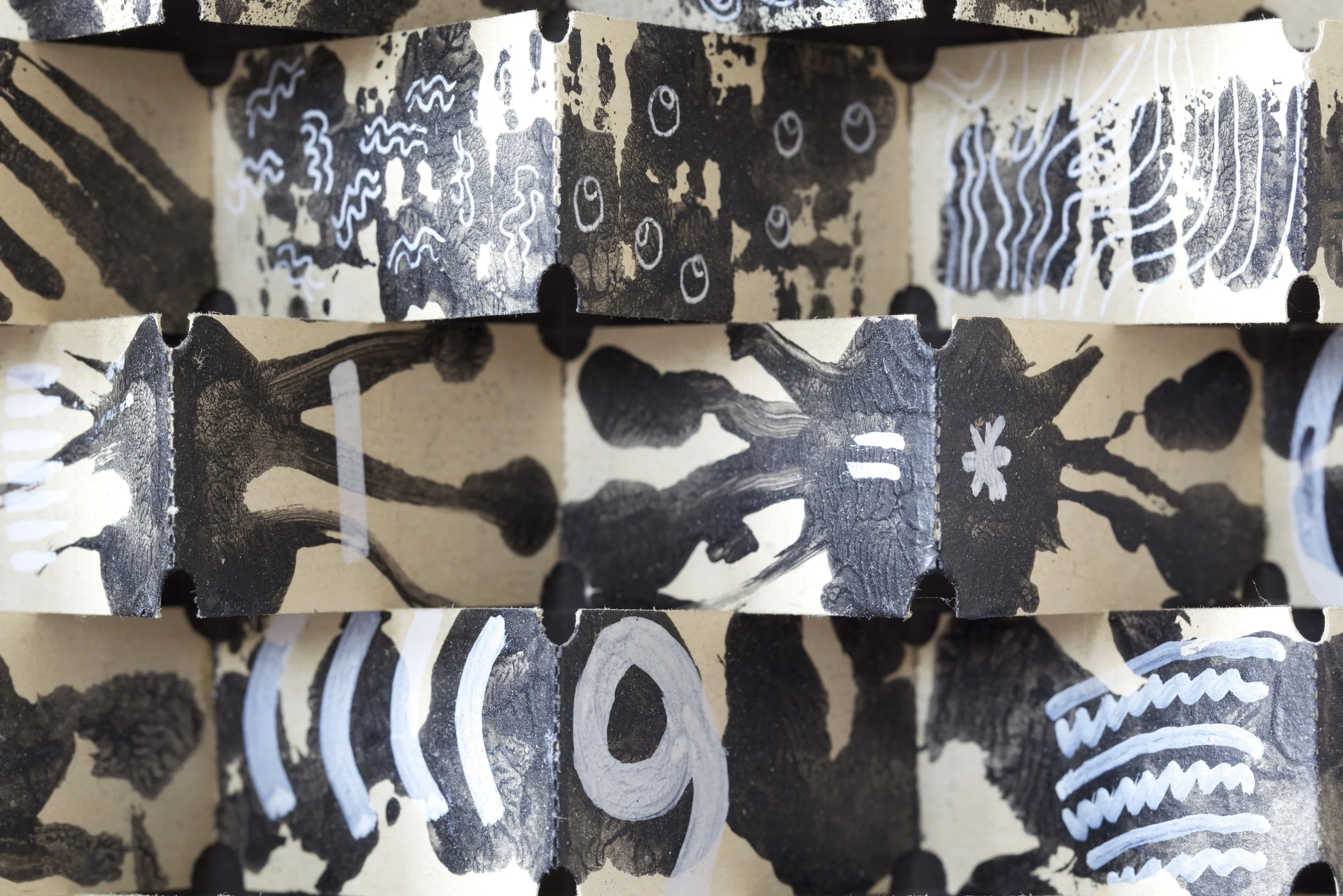 P/W 1200 (ink blot) detail