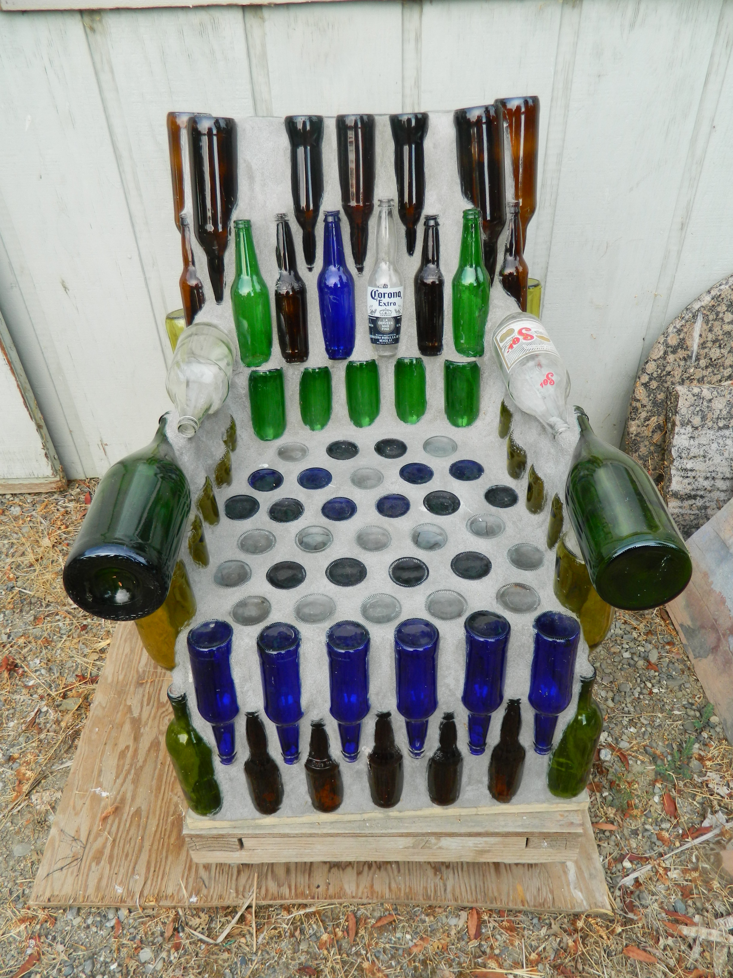  “Bottle Sofa Chair” 2010 