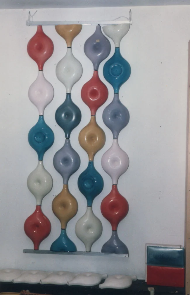 Dimpled Spindle Space Divider: Inspiration for rug