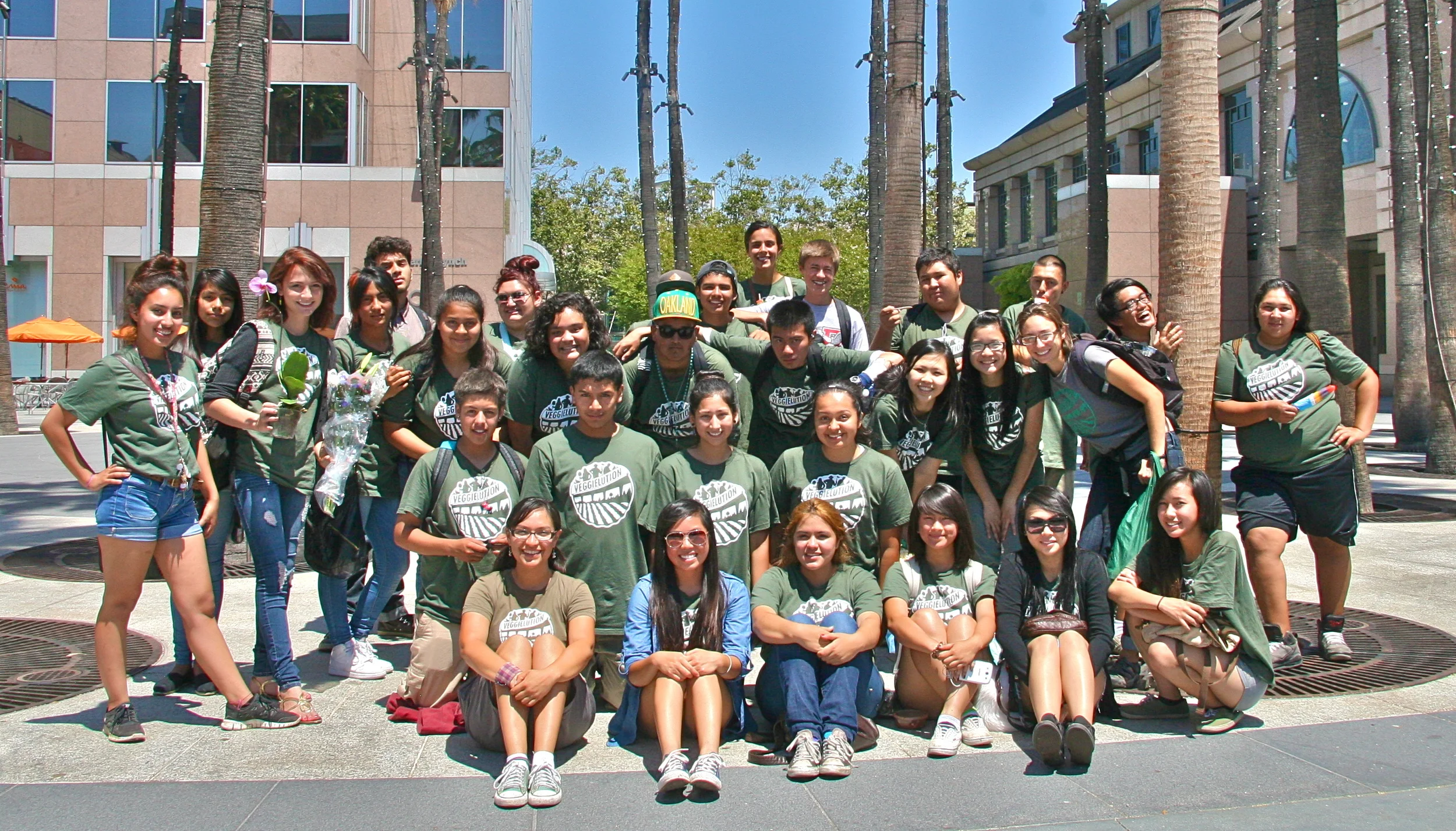 The Dig Crew in downtown San Jose after their trip to the San Pedro farmers’ market. 