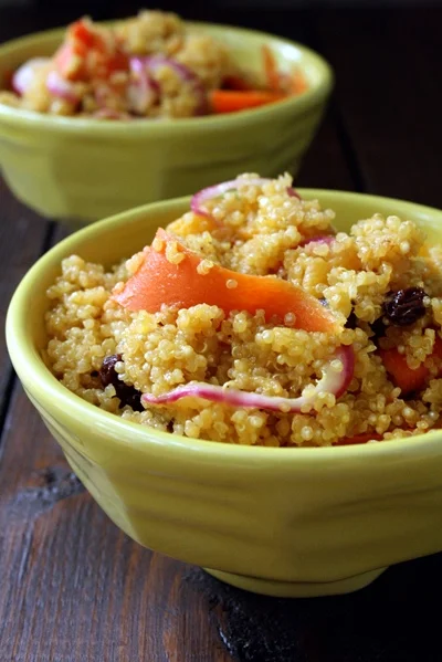 Quinoa Salad with Apricots and Carrots