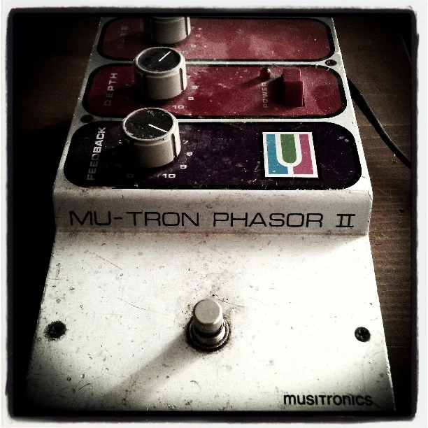 Mu-Tron Phasor II...fun...