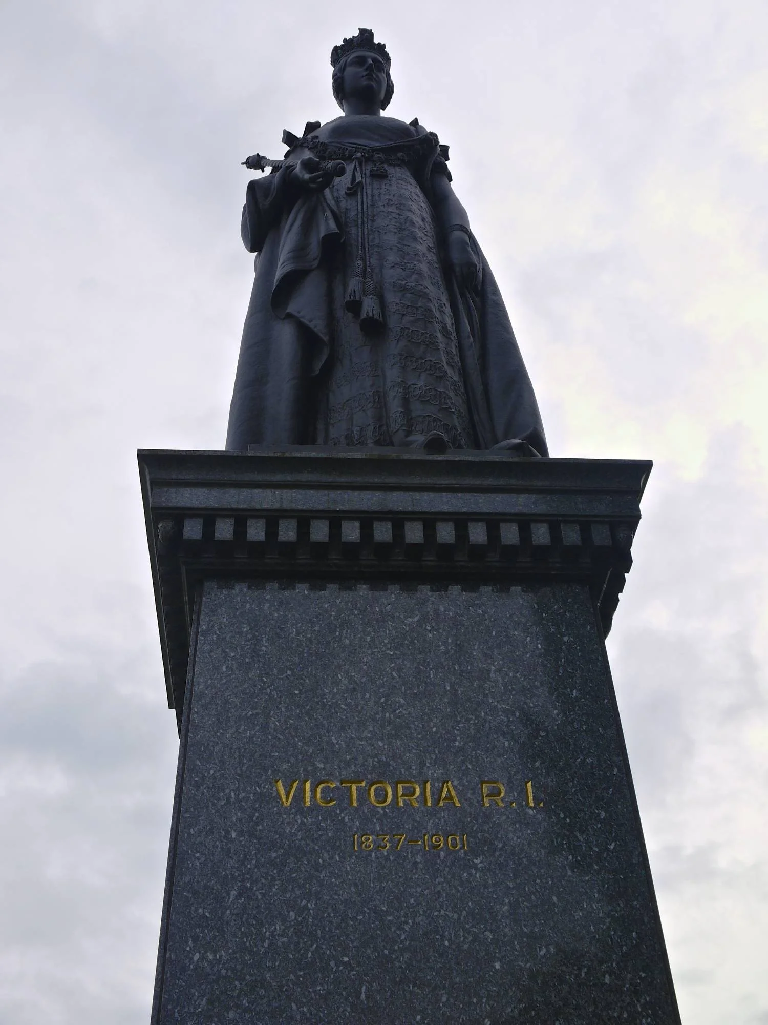 Queen Victoria Over Victoria.jpg