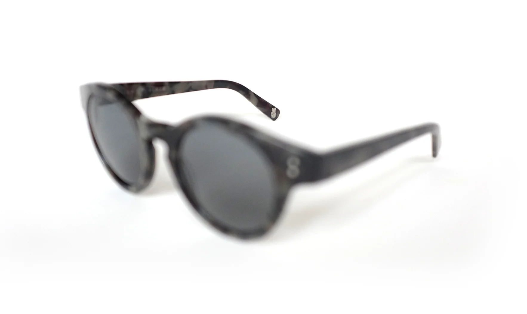 dr_sunglasses_blacktortoise3.jpg