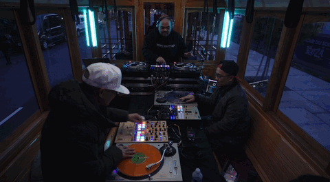 1999_Dec-05-2025 13-38-44.gif