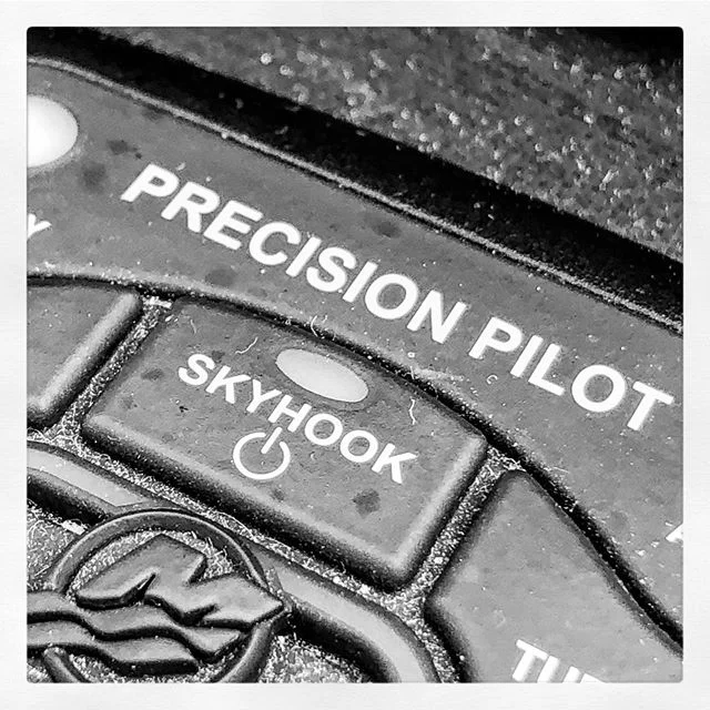 #mercury #mercurymarine #pods #skyhook #meridianyachts #holditnow