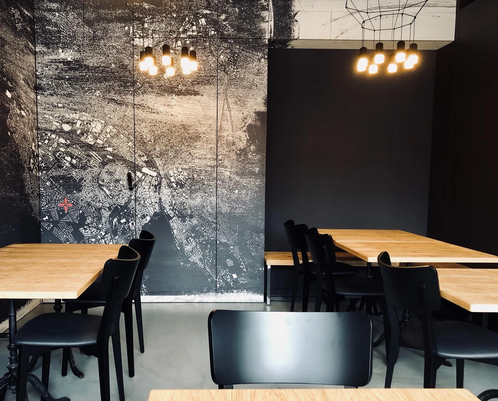 Pizzeria Basilico Zürich_Innen & Architektur_Studer.jpg