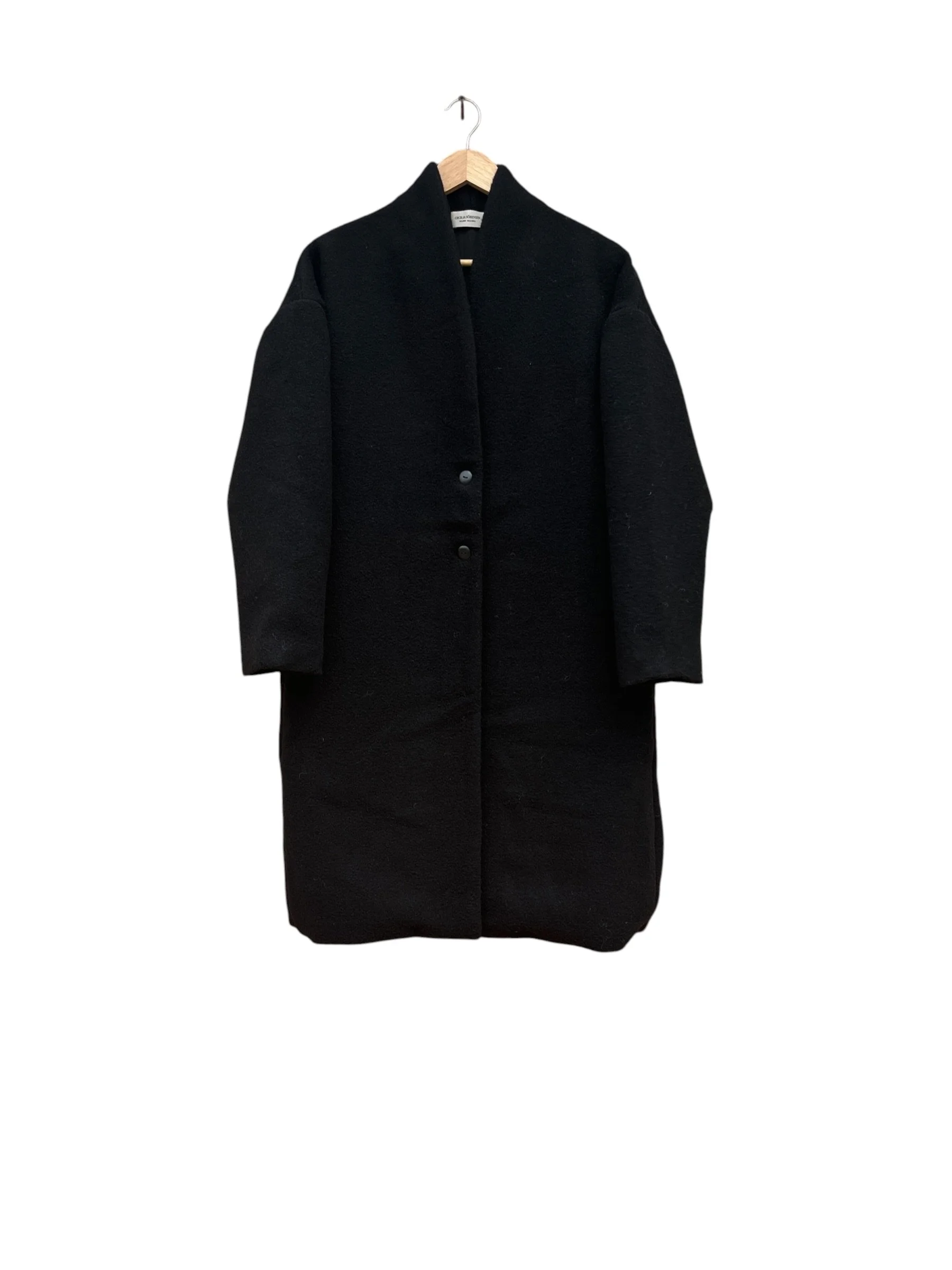 324_black_1_CECILIASORENSEN_CIGALA_coat_gots_pure_wool.jpg
