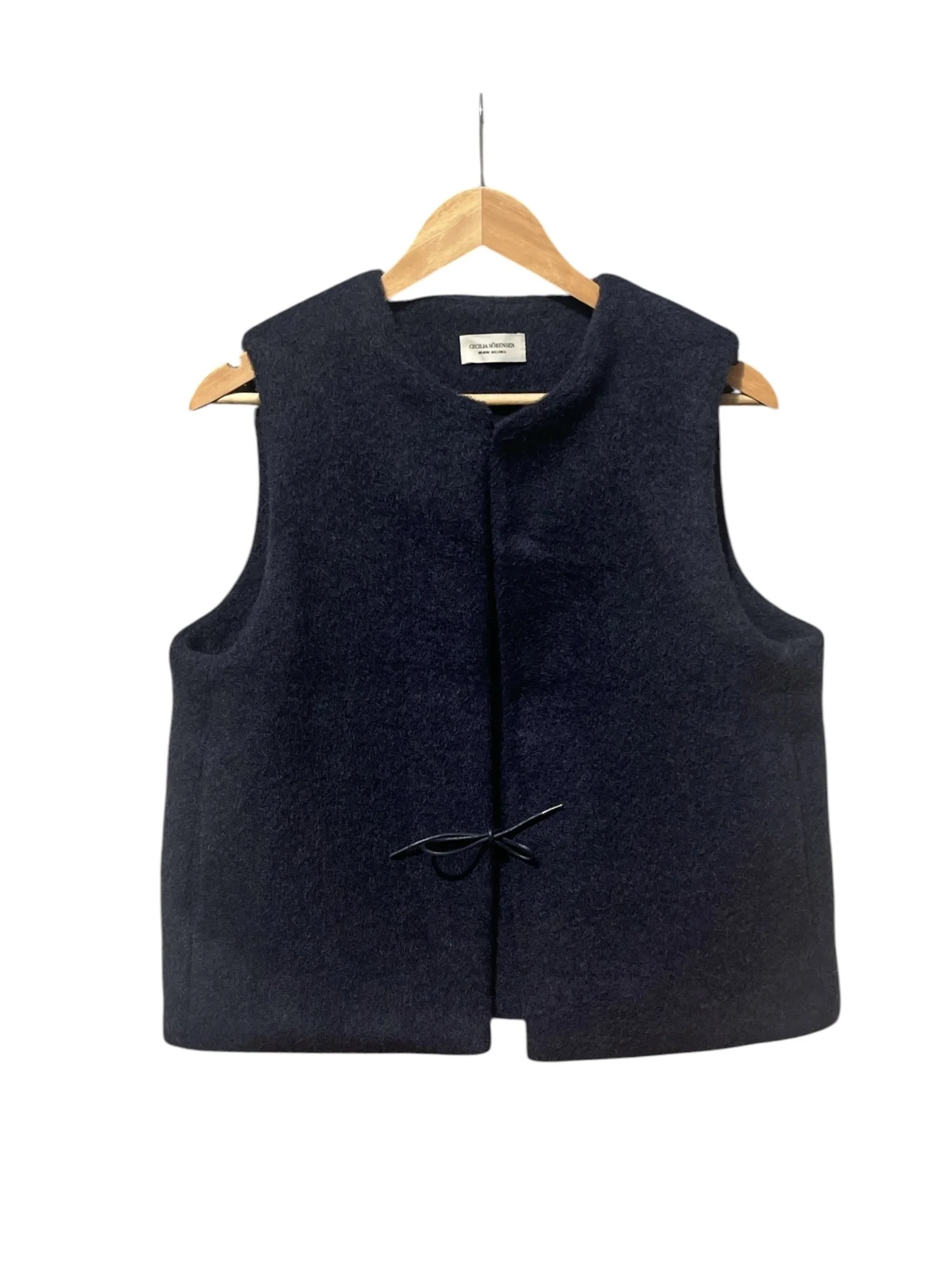312_blue_CECILIASORENSEN_SABÓ_vest_pure_wool.jpg