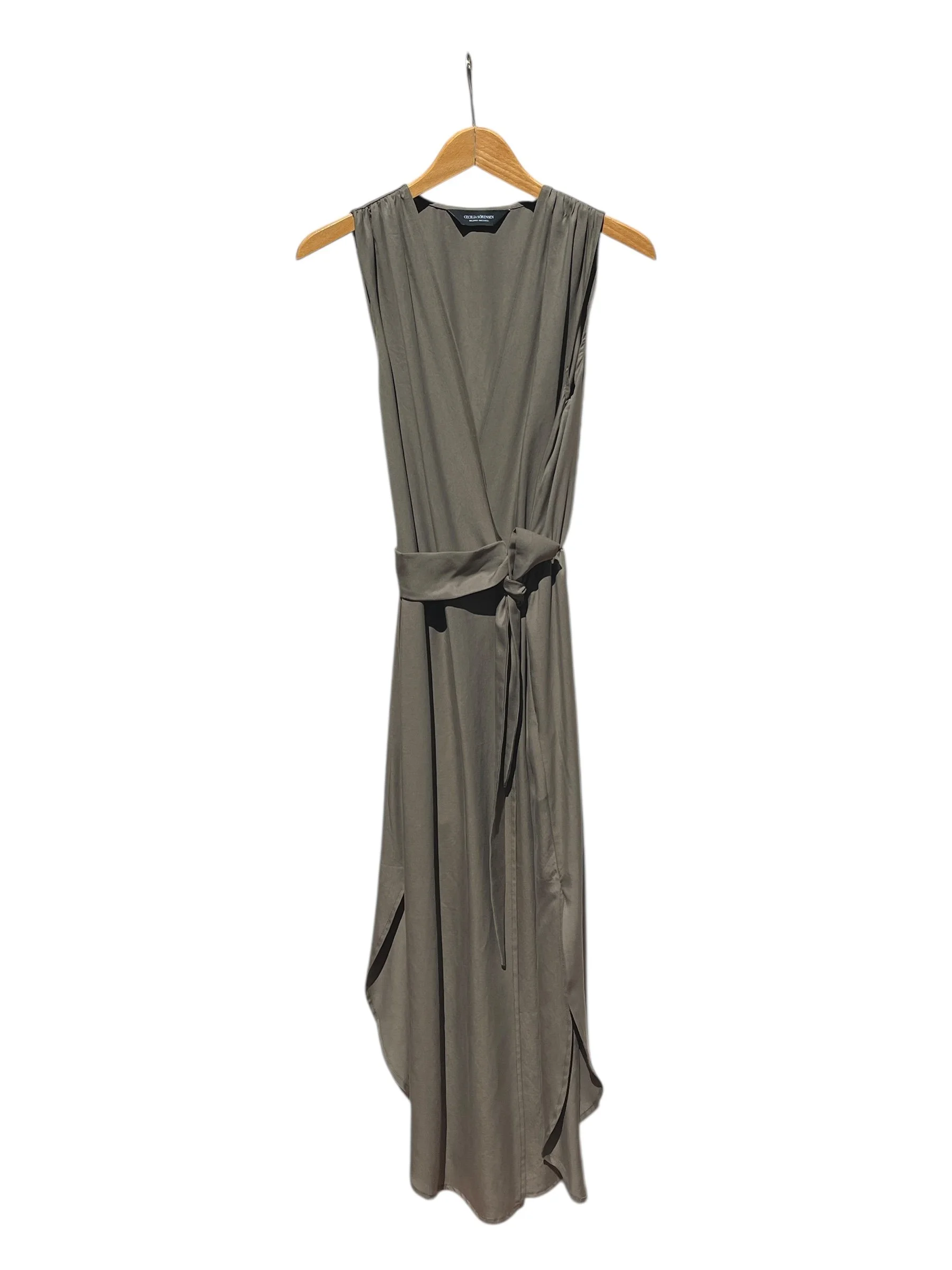 710_wrap_khaki_1_CECILIA_SORENSEN_TENCEL_LYOCELL.jpeg