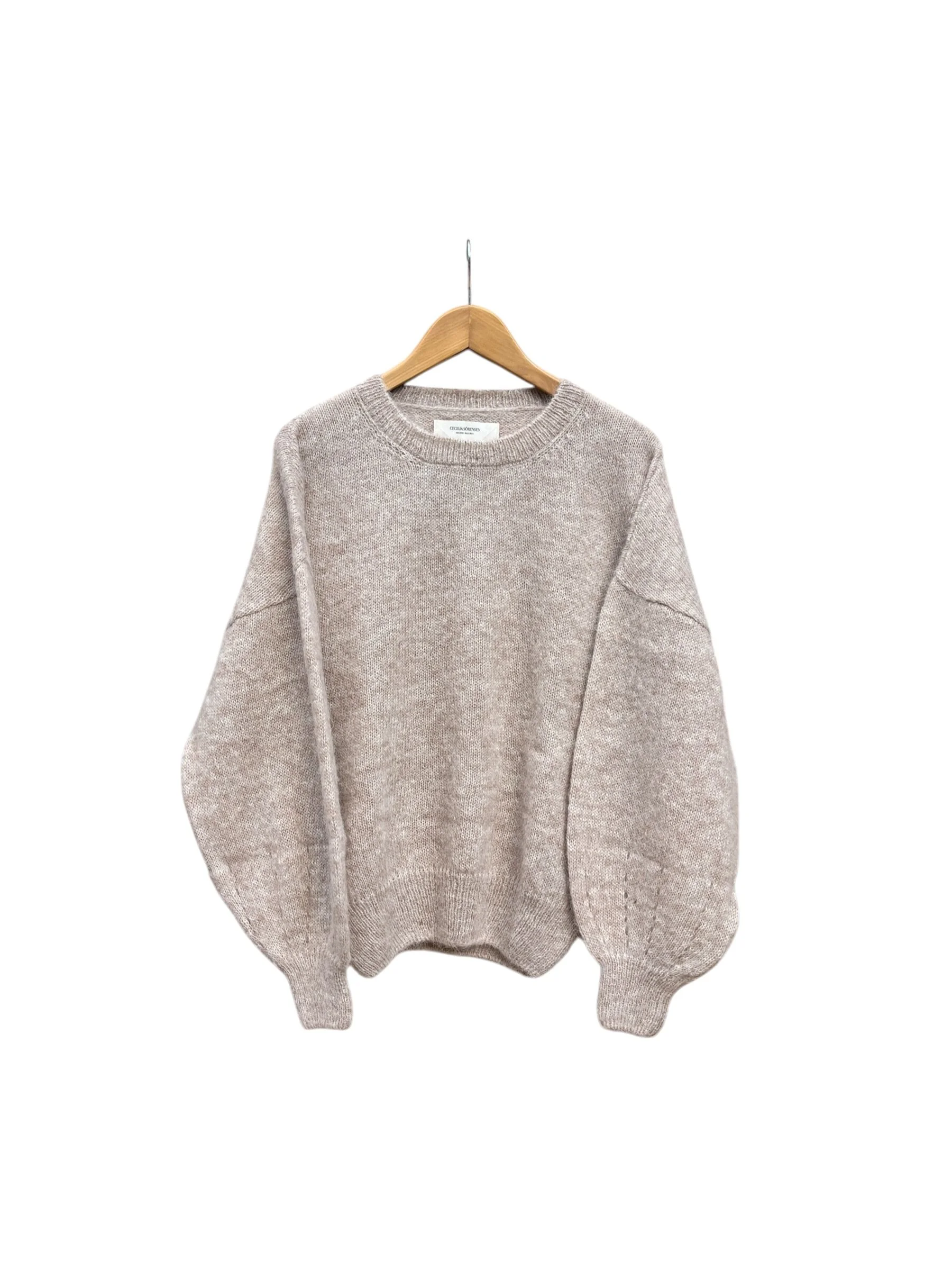 920_beige_1_CECILIA_SORENSEN_natural_wool.jpg