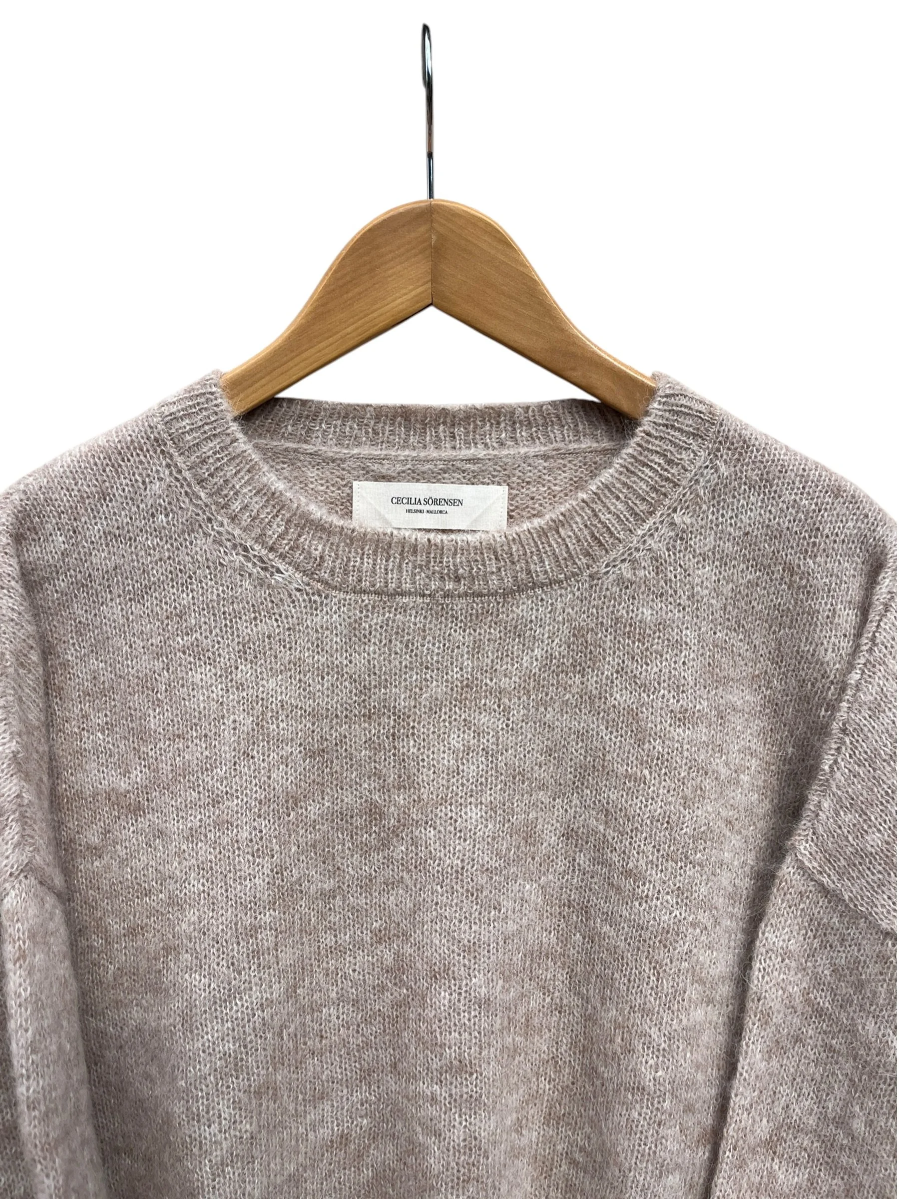 920_beige_2_CECILIA_SORENSEN_natural_wool.jpg