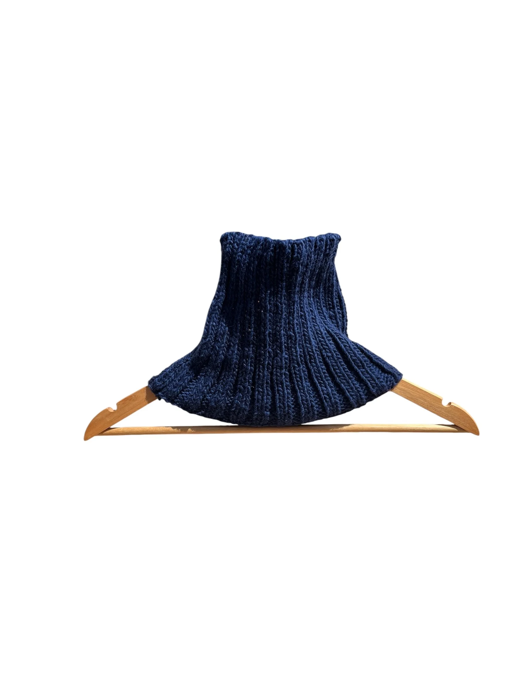 901_blue_1_CECILIASORENSEN_collar_ecomerinowool.jpg