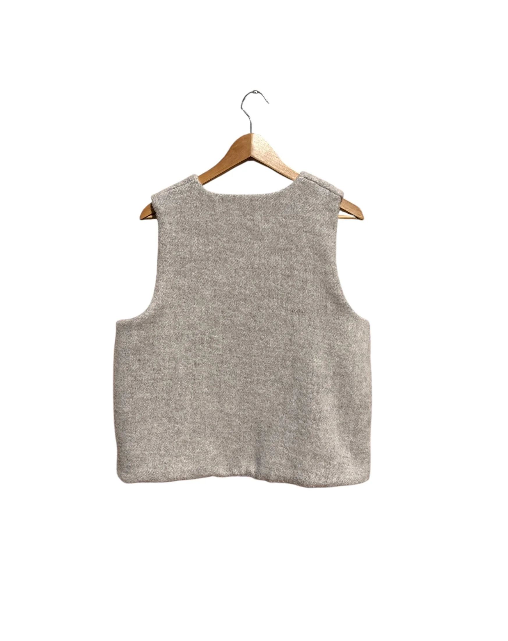 312_beige_2_CECILIASORENSEN_SABÓ_vest_pure_wool.jpeg
