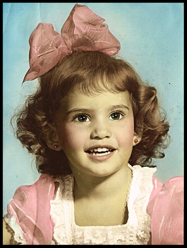 Cuban Photo~studio Photographs