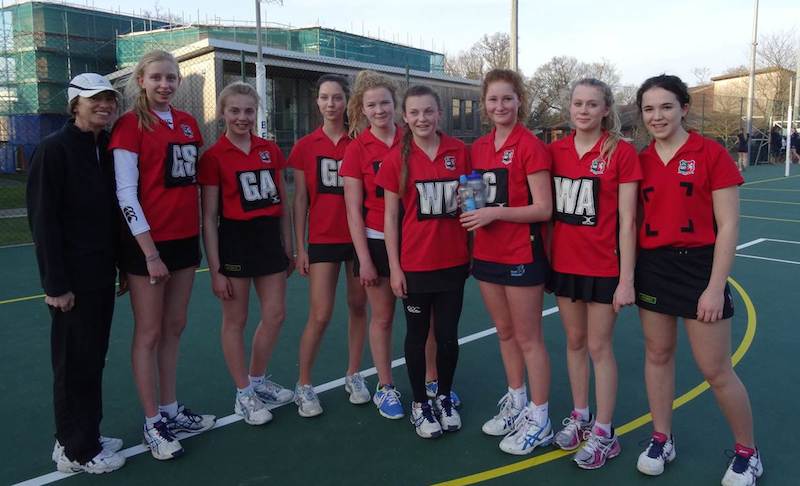 Team: Carla Hill, Georgia Grayland, Georgia Jeffries, Daniella Vincenzini, Louise Fletcher, Elisha Goldring, Tabbitha Reed and Jessica Oatley.