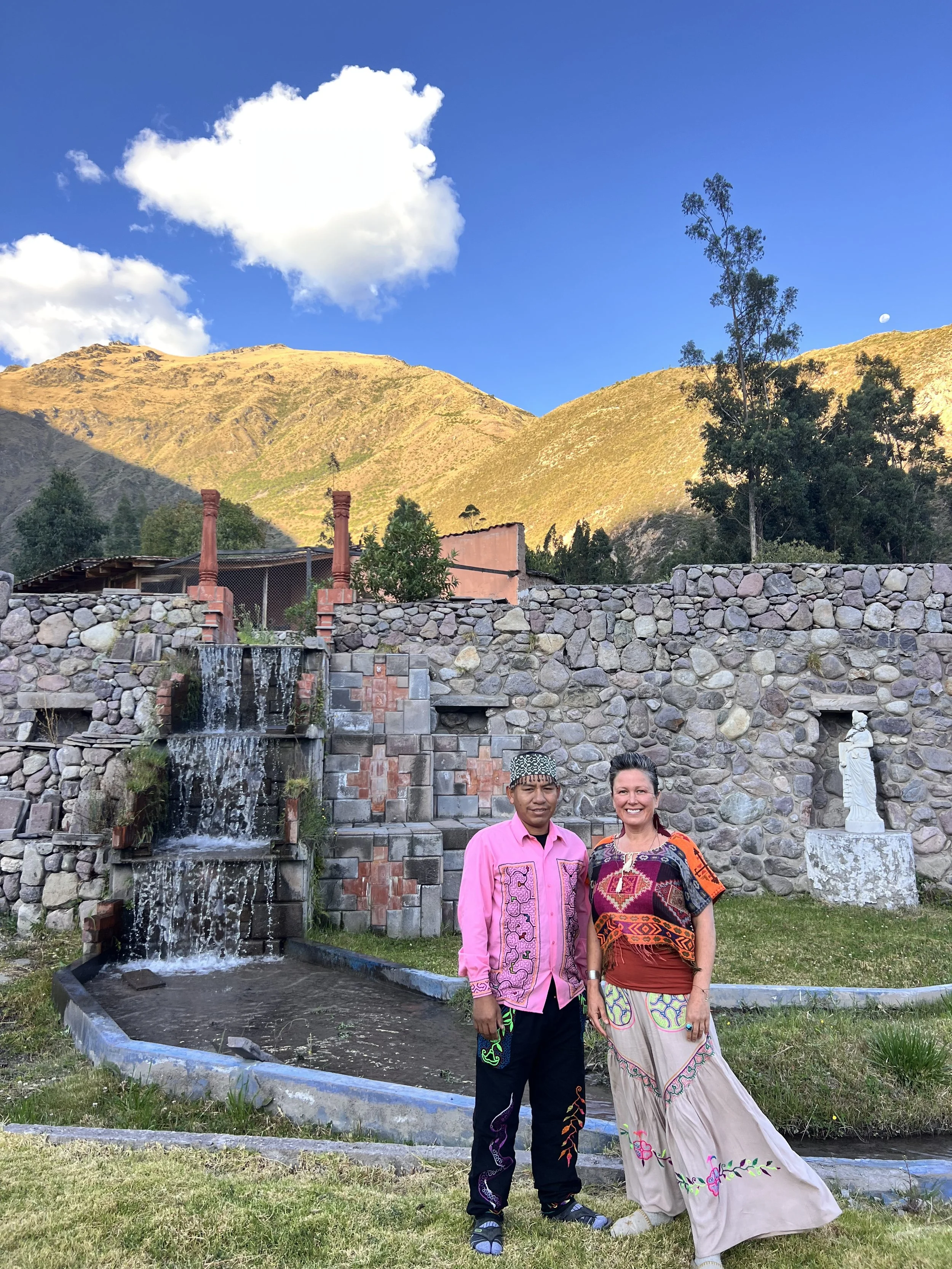 ayahuasca retreat peru sacred valley small group