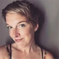 52 - Allison Garber: A long overdue chat with the Nova-Scotia based communications pro