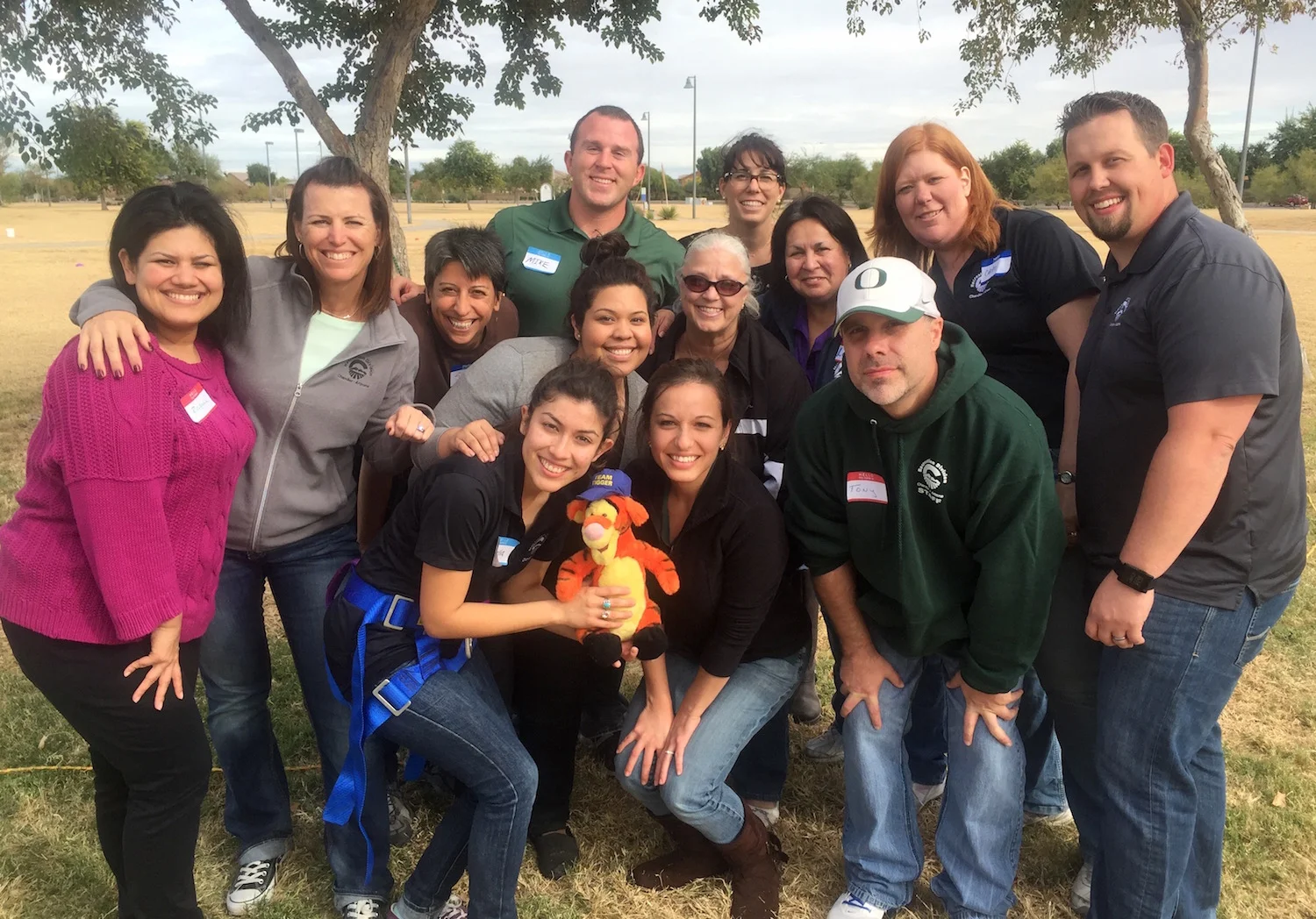 Fun corporate team building & training events in Palm Springs, California. Set your team up for success and Boost employee engagement with indoor & outdoor events.