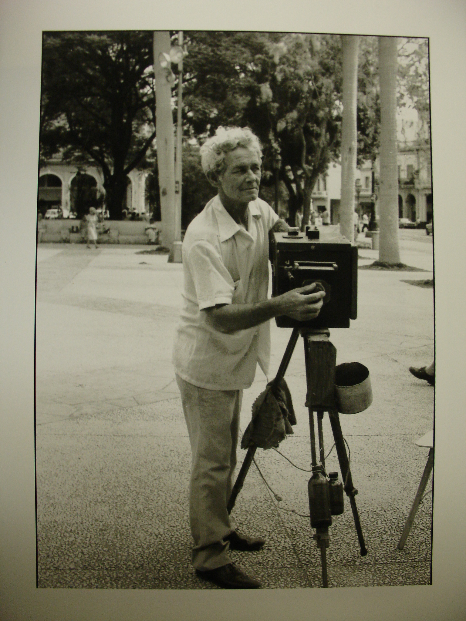 6 Street Photographer, Central Park La Habana. 1980.JPG