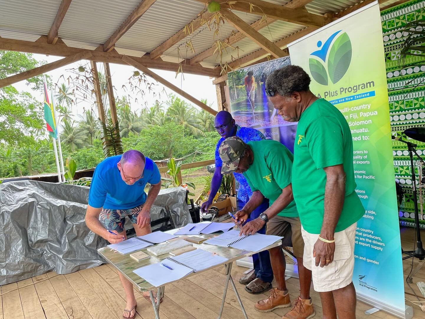 Luke&rsquo;s last visit to Vanuatu in August for the National Week of Agriculture timed in with the signing and commencement of our PHAMAplus project&hellip; 
🌳🍫
This project was a long time in the planning and we are excited (and a bit tired 😂) t