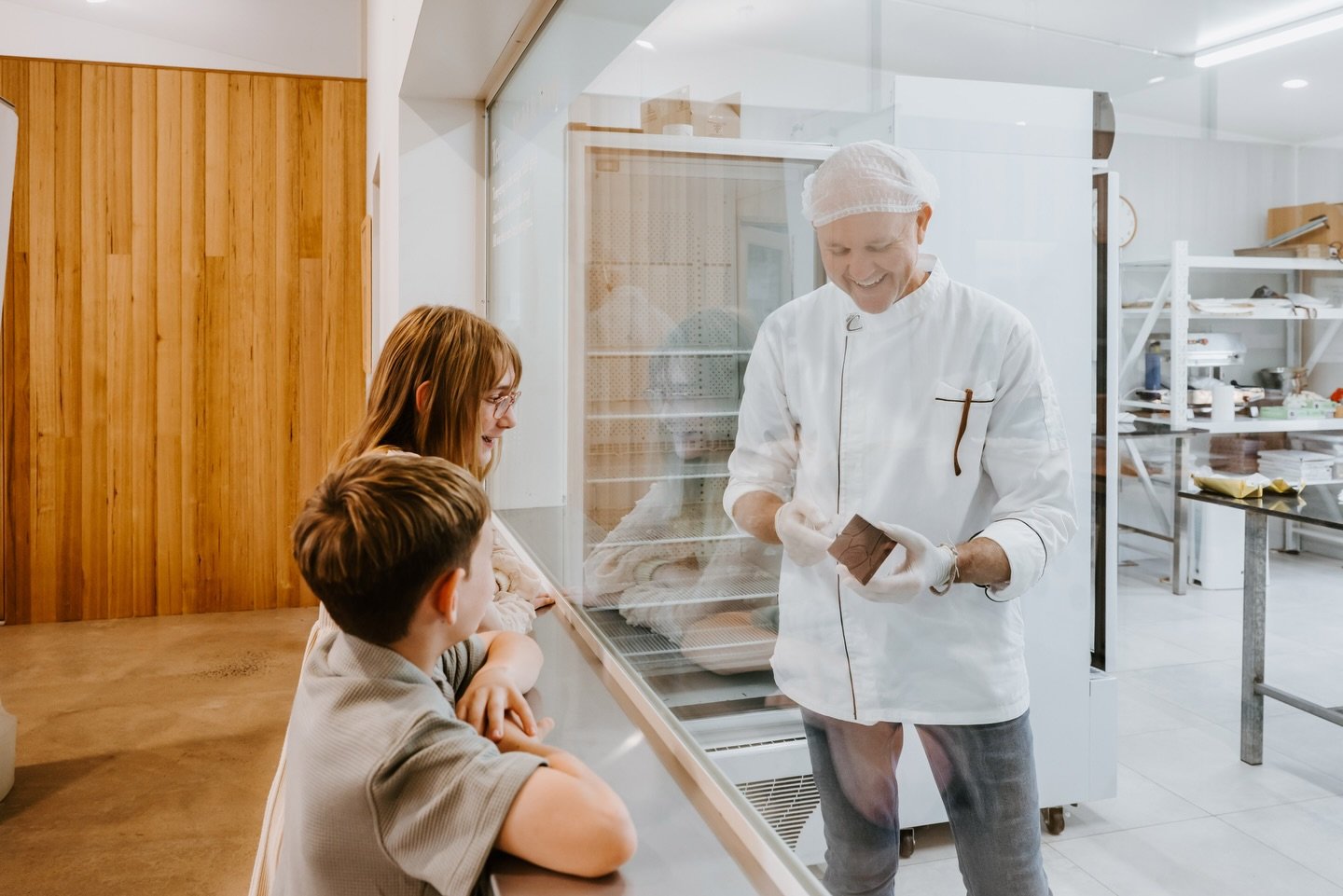 🤎 Thursdays 🤎
The stone grinders have finished their 30 hours and it&rsquo;s molding day 🍫
Thursdays are a great day to visit the factory!
🏭 
Autumn visiting hours are Thursday to Saturday 10am-3pm 
🏭 
#singleoriginchocolate #beantobar #australi