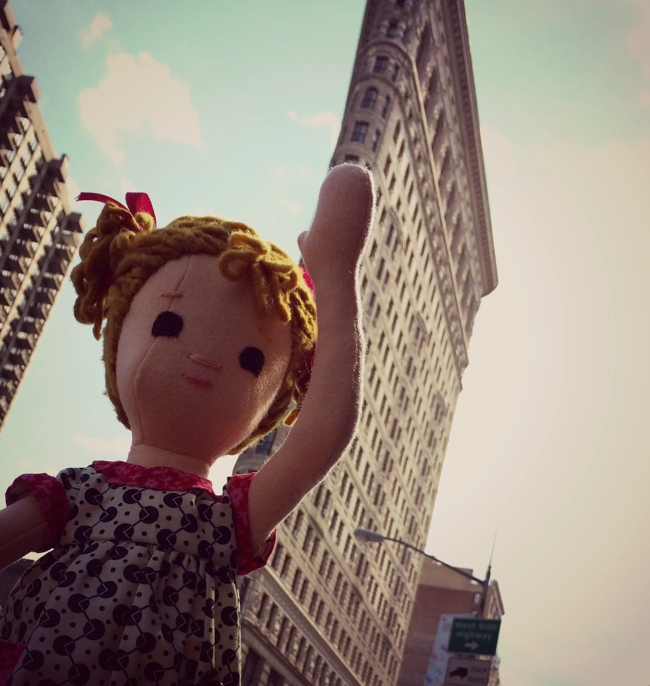 Phoebe arrives in the Flatiron District