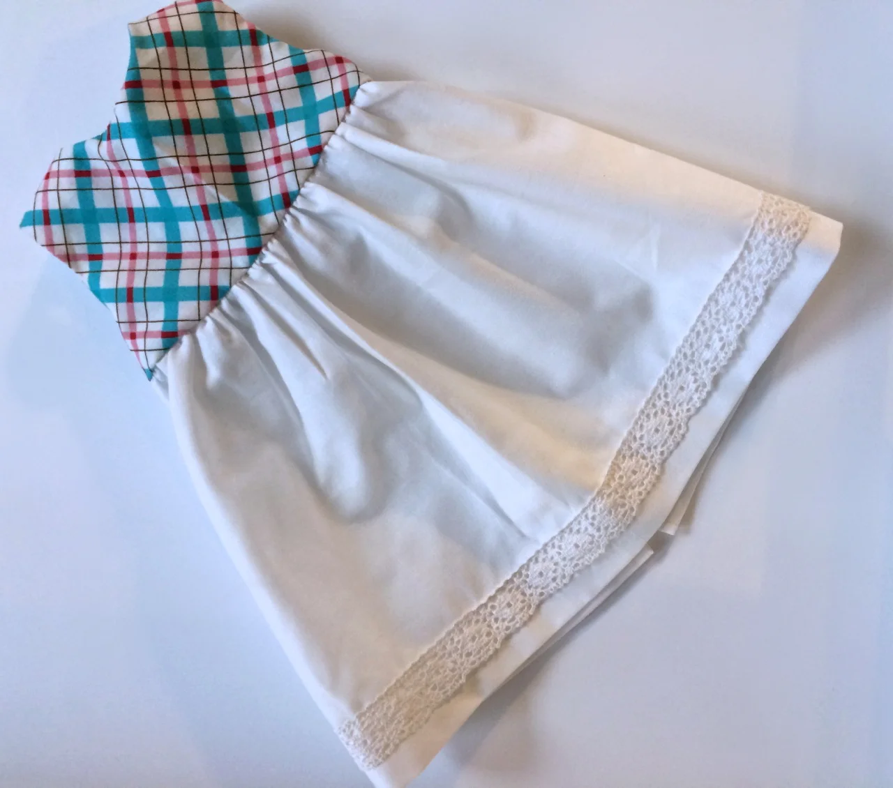 Doll Dressmaking Series:Dress with a bodice and gathered skirt
