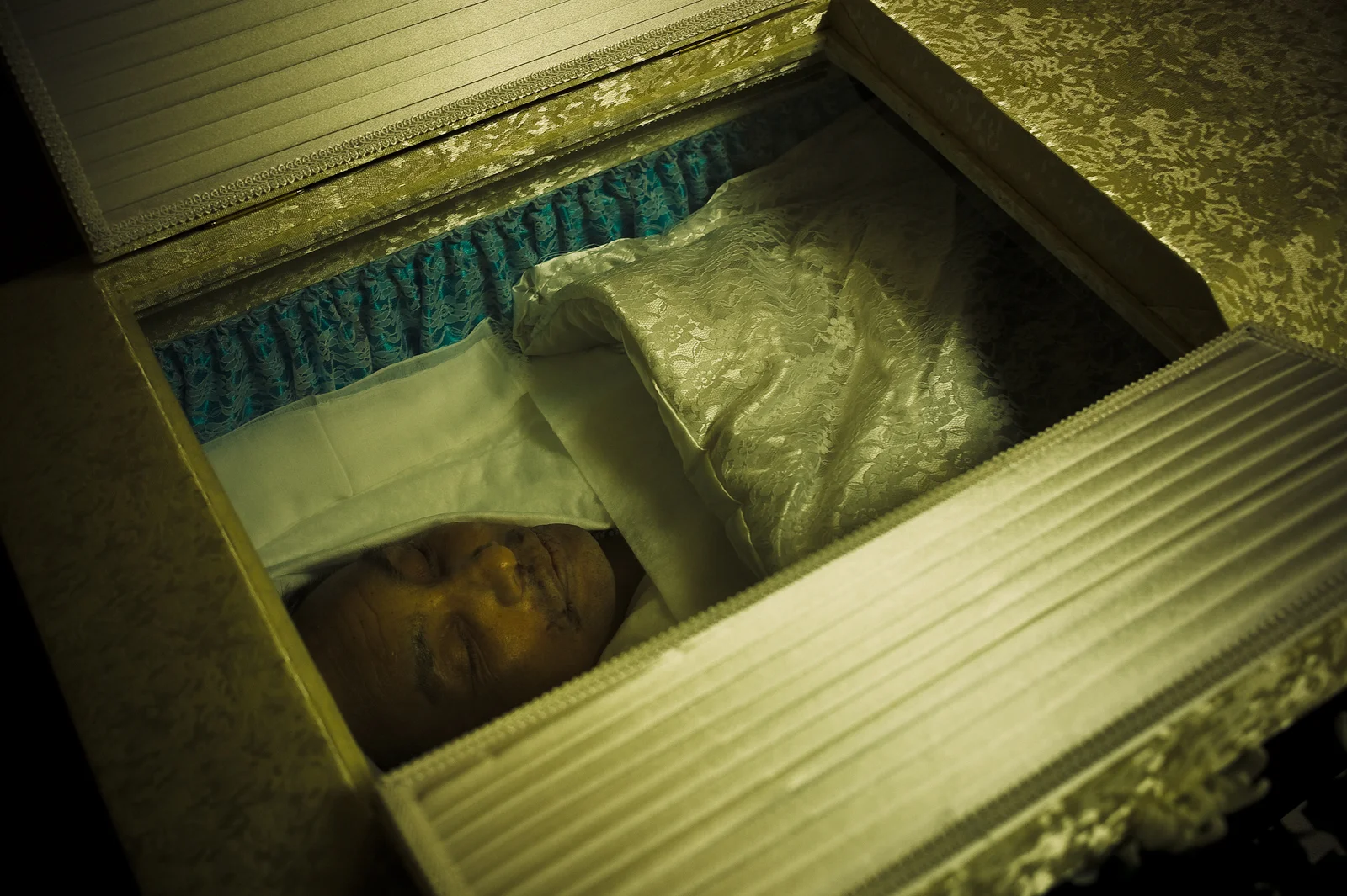 The funeral of Miyamoto-san - Tokyo, February 2010