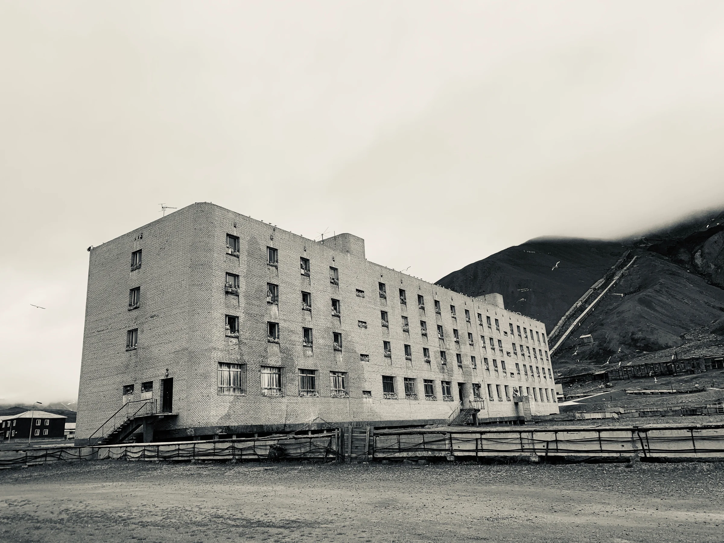 Worker’s accommodation building, Pyramiden (Mike Watson).