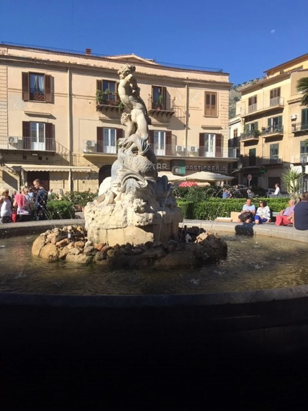 monrealfountain1.jpg