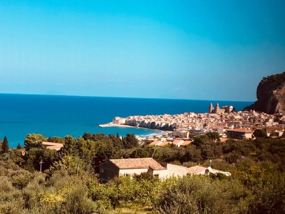 cefalu1.jpg