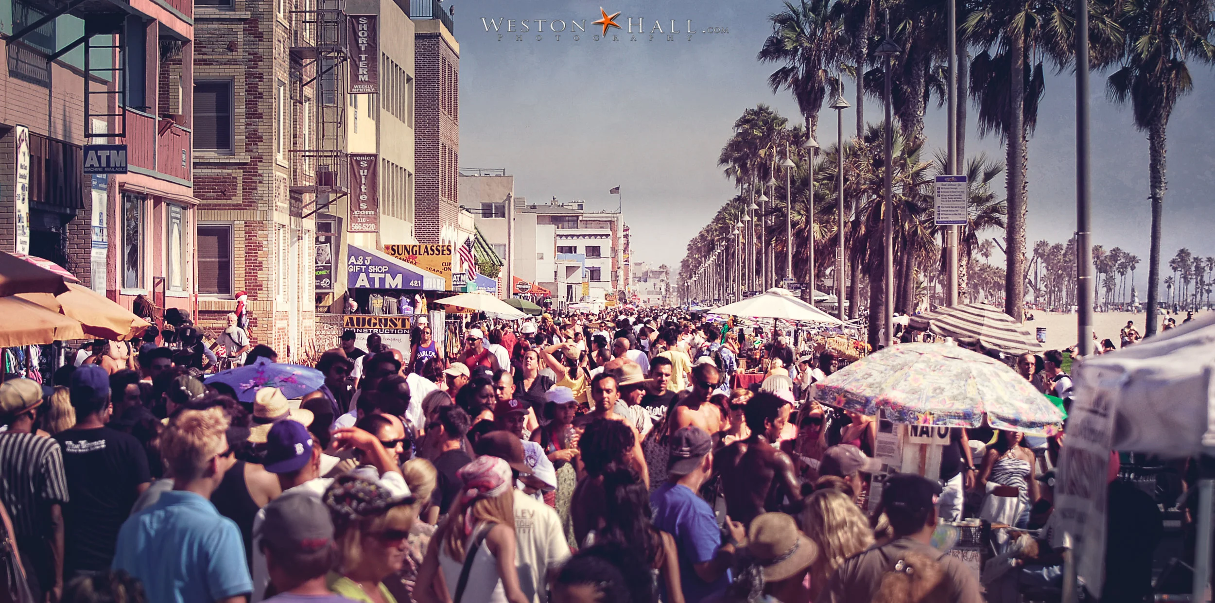 venice beach crowd-1.jpg