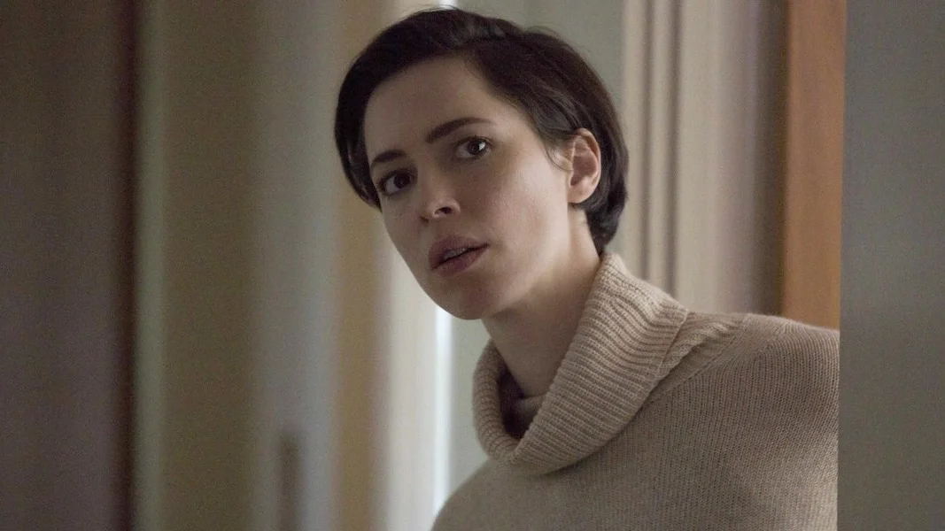 The-Gift-Movie-2015-Rebecca-Hall-Robyn.jpg