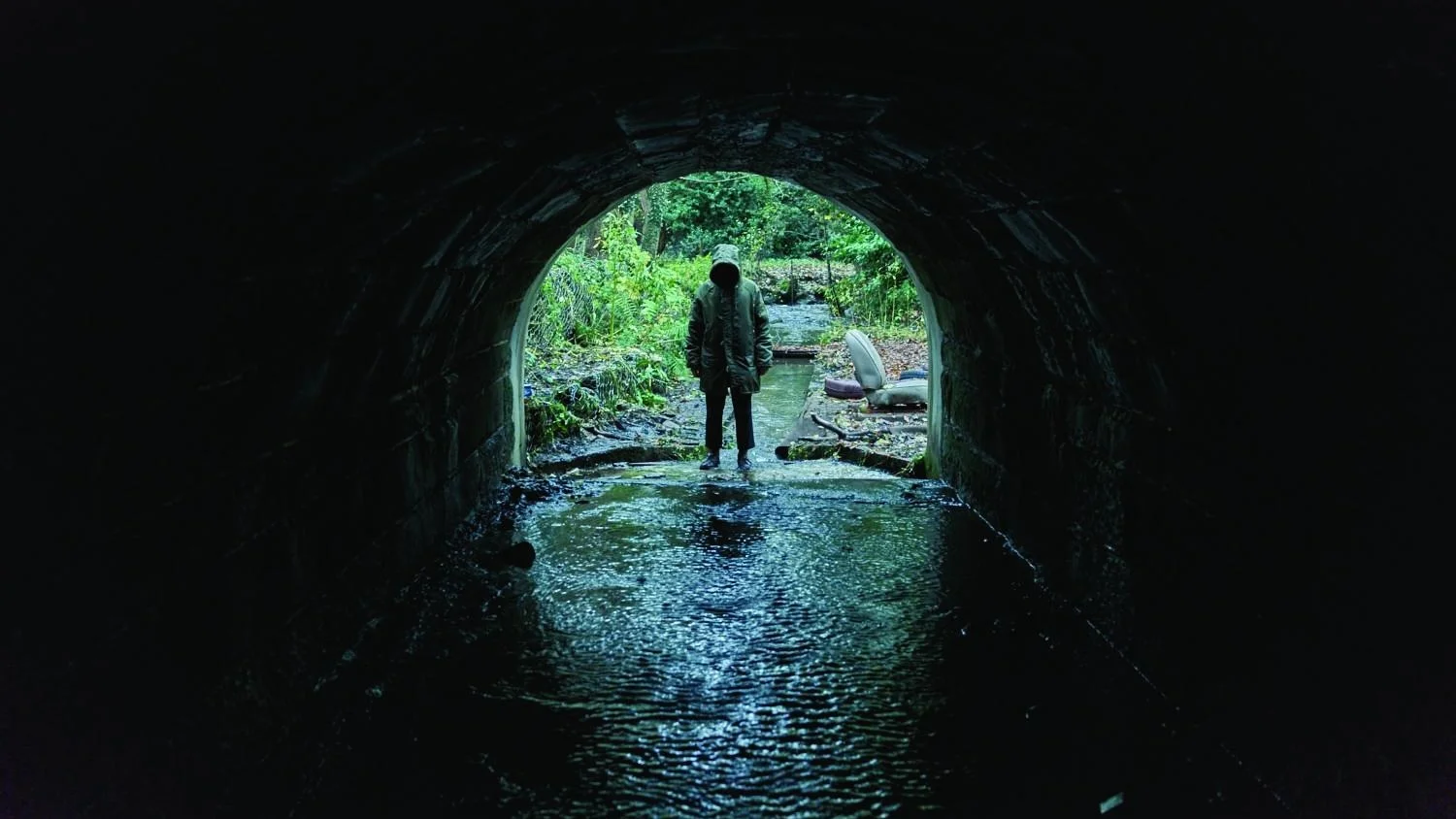 GHOST_STORIES_bridge_1.jpg_cmyk.jpg