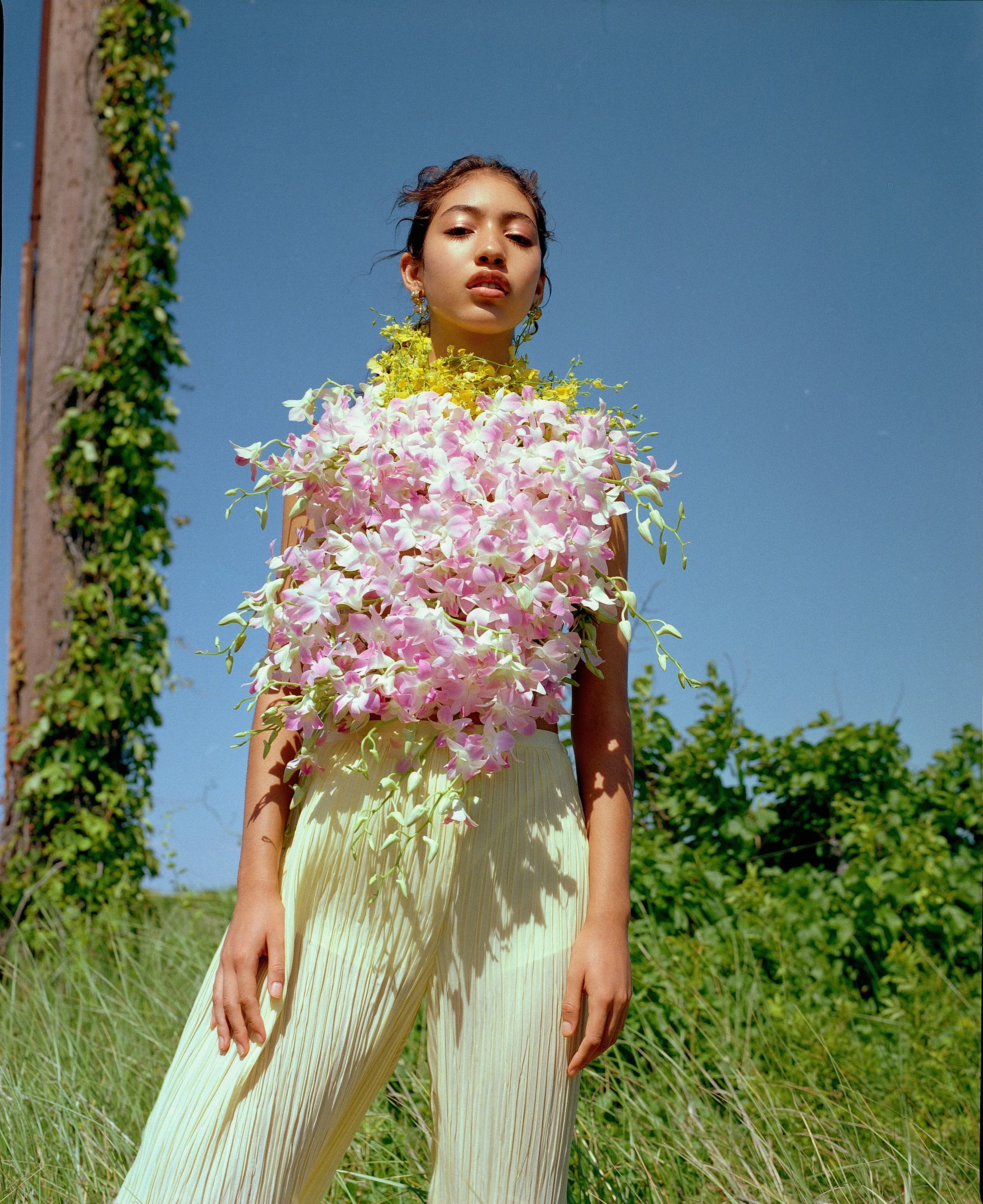 COMO LA FLOR by IZACK MORALES_5.jpg