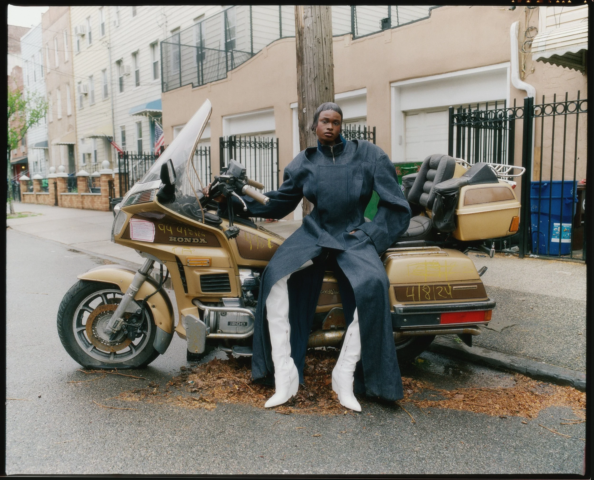 ELLE BAKHITA  (3)-FINAL copy.jpg