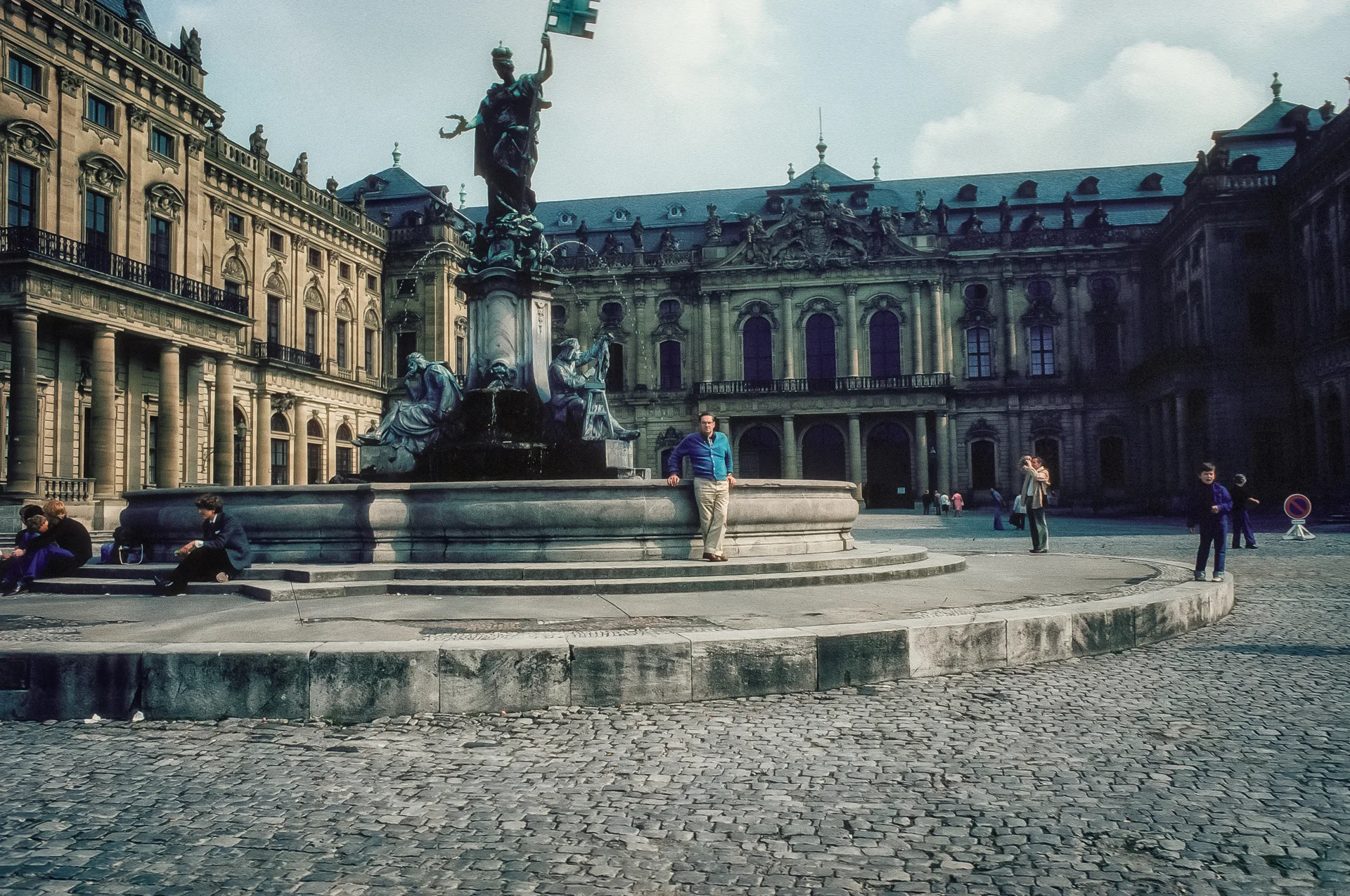 Scan_20151130_0245.jpg