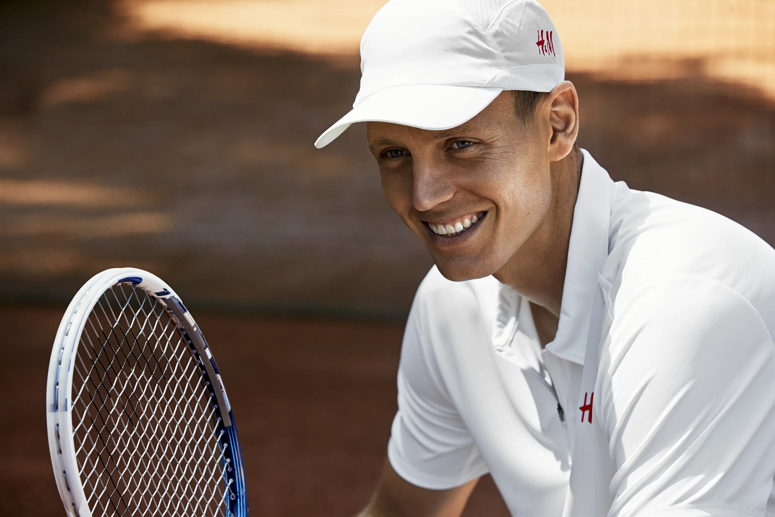 Η Συλλογή Τένις της H&M σε συνεργασία με τον TOMAS BERDYCH – συνδυασμός στυλ & επιδόσεων